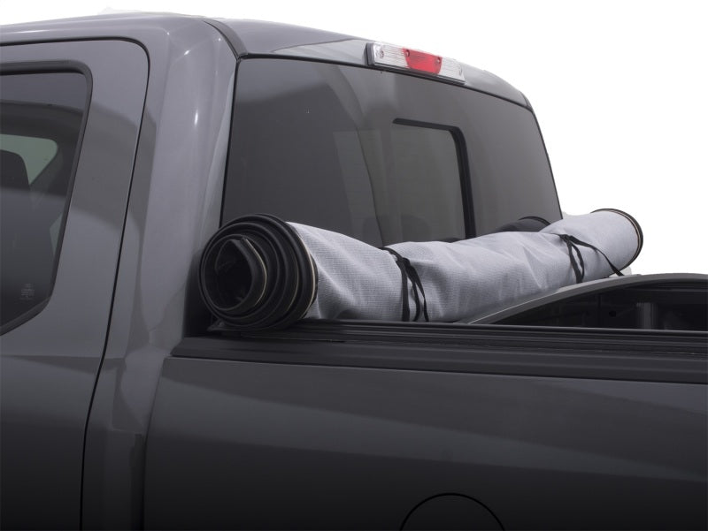 Lund 99-07 Chevy Silverado 1500 (6.5ft. Bed) Genesis Seal & Peel Tonneau Cover - Black