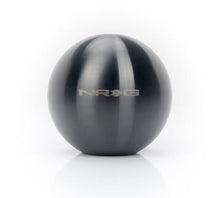 Carregar imagem no visualizador da galeria, NRG Black Chrome Titanium Round Shifter Heavy Weight