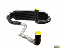 Carregar imagem no visualizador da galeria, mountune 16-18 Ford Focus RS Intercooler Upgrade w/Black Charge Pipes