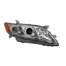 Carregar imagem no visualizador da galeria, xTune 07-09 Toyota Camry (Excl Hybrid) Passenger Side Headlight - OEM Right (HD-JH-TCAM07-OE-R)