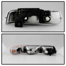 Carregar imagem no visualizador da galeria, xTune Chevy Silverado 1500 99-02 OEM Style Headlights w/ Bumper Lights - Chrome HD-JH-CSIL99-OE-SET