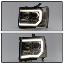 Carregar imagem no visualizador da galeria, Spyder GMC Sierra 1500/2500/3500 07-13 V2 Projector Headlights - Smoke PRO-YD-GS07V2-LBDRL-SM