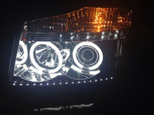 Carregar imagem no visualizador da galeria, Spyder Nissan Titan 04-14/Armada 04-07 Projector Headlights CCFL Halo LED Blk PRO-YD-NTI04-CCFL-BK