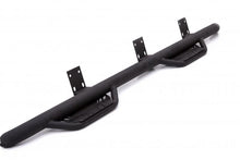 Carregar imagem no visualizador da galeria, Lund 07-13 Chevy Silverado 1500 Ext. Cab Terrain HX Step Nerf Bars - Black