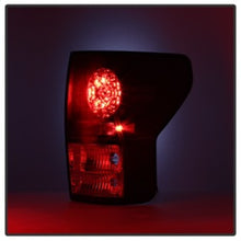 Carregar imagem no visualizador da galeria, Spyder Toyota Tundra 07-13 LED Tail lights Black ALT-YD-TTU07-LED-BK