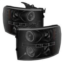 Carregar imagem no visualizador da galeria, Spyder Chevy Silverado 1500/2500 07-13 Projector Headlights LED Halo LED Blk Smke PRO-YD-CS07-HL-BSM