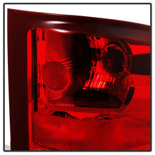 Carregar imagem no visualizador da galeria, Xtune GMC Sierra 07-13 Passenger Side Tail Lights - OEM Right ALT-JH-CSIL07-OE-R