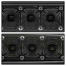 Carregar imagem no visualizador da galeria, xTune Chevy Silverado 07-13 / GMC Sierra 07-13 LED 3RD Brake Light - Smoked BKL-CSIL07-LED-SM