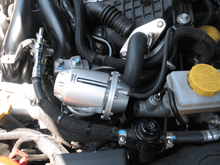 Carregar imagem no visualizador da galeria, HKS 08-10 WRX  / 05-06 Legacy 2.5 GT SSQV4 BOV Kit