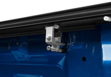 Load image into Gallery viewer, Retrax 2022+ Toyota Tundra (5.5ft Bed) Powertrax PRO XR Bed Cover - Manual