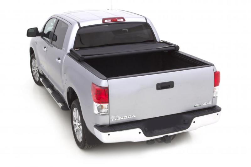 Lund 16-17 Toyota Tacoma (6ft. Bed) Genesis Elite Tri-Fold Tonneau Cover - Black