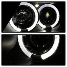 Carregar imagem no visualizador da galeria, Spyder BMW Z4 03-08 Projector Headlights Xenon/HID Model Only - LED Halo Black PRO-YD-BMWZ403-HID-BK