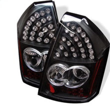 Carregar imagem no visualizador da galeria, Spyder Chrysler 300C 05-07 LED Tail Lights Black ALT-YD-C305-LED-BK