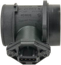 Carregar imagem no visualizador da galeria, Bosch 96-99 Volkswagen Jetta Mass Air Flow Sensor