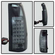 Carregar imagem no visualizador da galeria, Xtune Yukon Denali 99-00 LED Tail Lights Chrome ALT-JH-CCK88-LED-SM