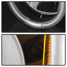 Carregar imagem no visualizador da galeria, Spyder Chevy Silverado 1500 03-06 Projector HeadlightsCCFLHalo LED Blk High H1 PRO-YD-CS03-CCFL-BK