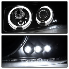 Carregar imagem no visualizador da galeria, Spyder GMC Sierra 1500/2500 99-06 Projector Headlights CCFL Halo LED Blk Smke PRO-YD-CDE00-CCFL-BSM