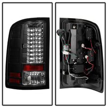 Carregar imagem no visualizador da galeria, Spyder GMC Sierra 07-13 (Not fit 3500 Dually 4 Rear Wheels)LED Tail Lights Black ALT-YD-GS07-LED-BK