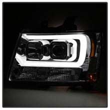 Carregar imagem no visualizador da galeria, Spyder 07-14 Chevy Suburban/1500/2500/Tahoe V2 Projector Headlights Smoke PRO-YD-CSUB07V2-DRL-SM
