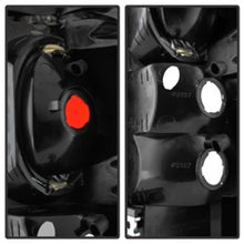 Carregar imagem no visualizador da galeria, Spyder Chevy Silverado 1500/2500 99-02 (Not Stepside) Euro Style Tail Lights Chrm ALT-YD-CS99-C