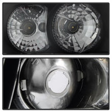 Carregar imagem no visualizador da galeria, Spyder Audi A4 96-01 Euro Style Tail Lights Black ALT-YD-AA496-BK