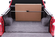 Carregar imagem no visualizador da galeria, Lund Universal Ratcheting Cargo Bar - Black