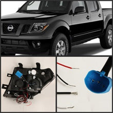 Carregar imagem no visualizador da galeria, Spyder Nissan Frontier 05-08 Projector Headlights LED Halo LED Blk PRO-YD-NF05-HL-BK