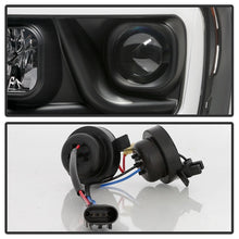 Carregar imagem no visualizador da galeria, Spyder Dodge Ram 1500 06-08 V2 Projector Headlights - Light Bar DRL - Black (PRO-YD-DR06V2-LB-BK)