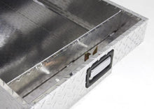 Load image into Gallery viewer, Lund Universal Aluminum Gull Wing Cross Box - Brite