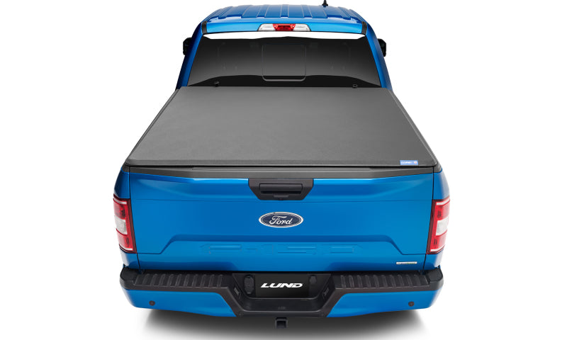 Lund 16-17 Toyota Tacoma (6ft. Bed) Genesis Elite Tri-Fold Tonneau Cover - Black