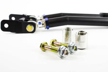 Carregar imagem no visualizador da galeria, SPL Parts 89-94 Nissan 240SX (S13) / 89-94 Nissan Skyline (R32) Titanium Series HICAS Eliminator