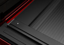 Load image into Gallery viewer, Retrax 2022+ Toyota Tundra (5.5ft Bed) Powertrax PRO XR Bed Cover - Power
