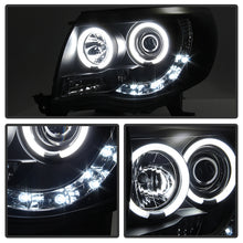 Carregar imagem no visualizador da galeria, Spyder Toyota Tacoma 05-11 Projector Headlights CCFL Halo LED Blk Smke PRO-YD-TT05-CCFL-BSM