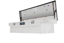 Carregar imagem no visualizador da galeria, Lund Universal Aluminum Foam Filled Lid Truck Box - Brite
