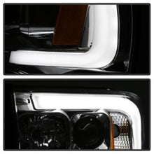 Carregar imagem no visualizador da galeria, Spyder Dodge Ram 1500 02-05 V2 Projector Headlights - Light Bar DRL - Chrome PRO-YD-DR02V2-LB-C