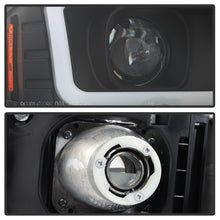 Carregar imagem no visualizador da galeria, Spyder GMC Sierra 1500/2500/3500 99-06 V2 Projector Headlights - DRL - Black PRO-YD-CDE00V2-LB-BK