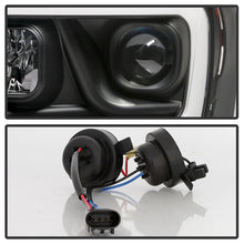 Carregar imagem no visualizador da galeria, Spyder Dodge Ram 1500 06-08 V2 Projector Headlights - Light Bar DRL - Black (PRO-YD-DR06V2-LB-BK)