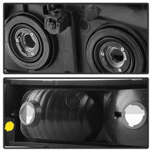 Carregar imagem no visualizador da galeria, Xtune Chevy Silverado 2500HD 03-06 Crystal Headlights w/ Bumper Lights HD-JH-CSIL03-AM-BSM-SET