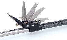 Carregar imagem no visualizador da galeria, Lund Universal Ratcheting Cargo Bar - Black