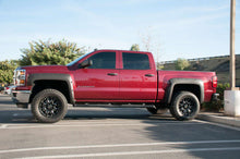 Carregar imagem no visualizador da galeria, EGR 14+ Chev Silverado 5ft Bed Bolt-On Look Fender Flares - Set - Matte (791675)