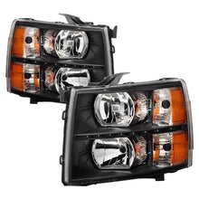 Carregar imagem no visualizador da galeria, Xtune Chevy Silverado 07-13 Crystal Headlights w/ LED Black HD-JH-CS07-LED-BK