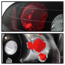 Carregar imagem no visualizador da galeria, Spyder Toyota Corolla 98-02 Euro Style Tail Lights Black ALT-YD-TC98-BK