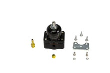 Carregar imagem no visualizador da galeria, FAST Fuel Pressure Regulator 30-70