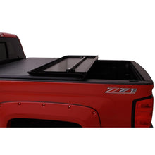 Carregar imagem no visualizador da galeria, Lund 2016-2020 Toyota Tacoma (5ft. Bed) Hard Fold Tonneau Cover - Black