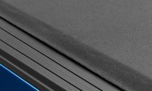 Carregar imagem no visualizador da galeria, Lund 99-07 Chevy Silverado 1500 (8ft. Bed) Genesis Elite Roll Up Tonneau Cover - Black