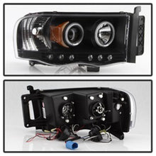 Carregar imagem no visualizador da galeria, Spyder Dodge Ram 1500 02-05/Ram 2500 03-05 Projector Headlights LED Halo LED Blk PRO-YD-DR02-HL-BK