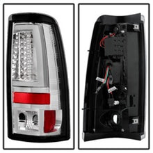 Carregar imagem no visualizador da galeria, Spyder Chevy Silverado 1500/2500 03-06 Version 2 LED Tail Lights - Chrome ALT-YD-CS03V2-LED-C