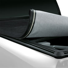 Load image into Gallery viewer, Lund 05-17 Nissan Frontier (5ft. Bed) Genesis Elite Seal &amp; Peel Tonneau Cover - Black