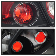 Carregar imagem no visualizador da galeria, Spyder Toyota Corolla 03-08 Euro Style Tail Lights Black ALT-YD-TC03-BK