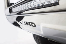 Carregar imagem no visualizador da galeria, Lund 16-17 Nissan Titan XD Bull Bar w/Led Light Bar - Polished